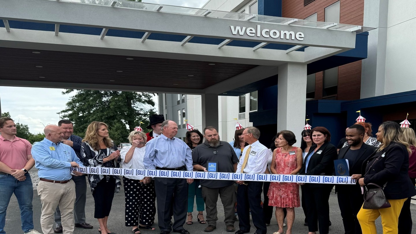 Hampton Inn Louisville Airport hotel in Kentucky completes facelift